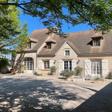 몽타그니레본 Fleurs De Vignes Piscine B&B 외부 사진