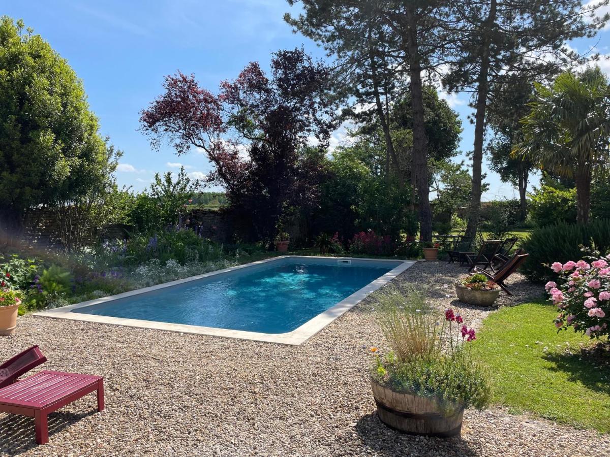 몽타그니레본 Fleurs De Vignes Piscine B&B 외부 사진