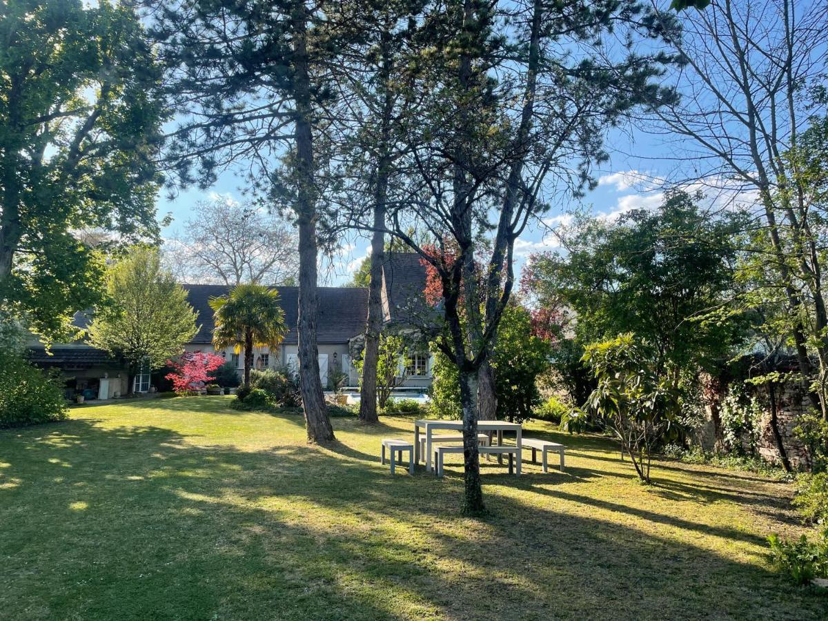 몽타그니레본 Fleurs De Vignes Piscine B&B 외부 사진